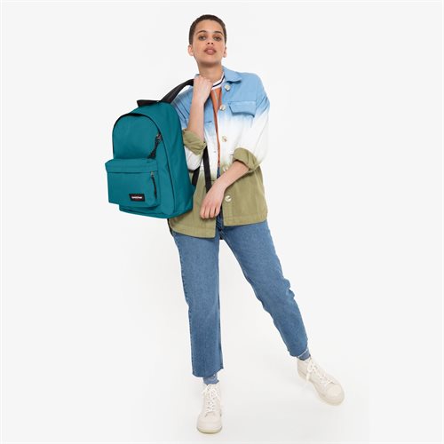 Eastpak Rygsæk, Out of Office, Cosmos Blue / Turkis